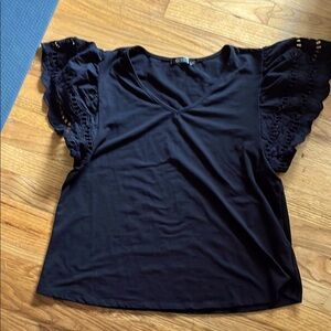 Black top with fancy sleeves size L